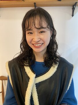 ガーランド (Garland) 無造作くせ毛風パーマ／前髪パーマ/表参道