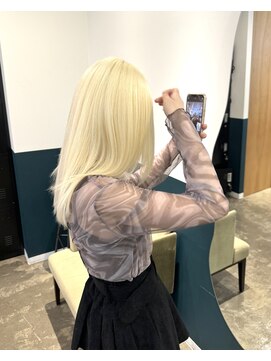 ヘアーブレイス(hair brace) ブリーチ2回~抜きっぱなしブロンドstylist聖斗