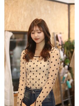 ポルコ(porco.) こなれミディ イメチェンくびれレイヤー 前髪 ウェーブパーマ