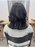 顔まわりウルフレイヤーミディアムボブ大人可愛い20代30代表参道