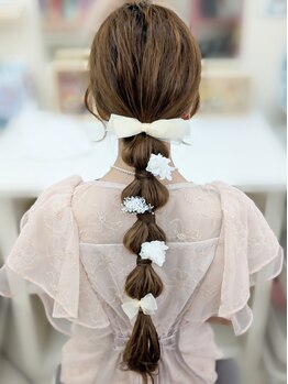 ヘアーメイク ティアラ(Hair make Tiara)の写真/西口徒歩30秒【Tiara】《ヘアセット￥2500～》結婚式や特別な日に♪可愛いヘアで周りの視線を釘づけに…