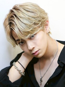 ナチュラル 渋谷(NATURAL) フェザーパーマ/スパイキーショート/サーフカール[メンズ/渋谷]