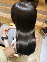 ジーナ 福岡天神(Zina) ミディアムヘア/暗めカラー/デザインカラー/髪質改善