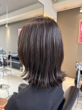 シャンプーボーイエイムス(SHAMPOO BOY aims) ミディアムボブ