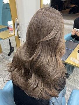 ボタン 熊本(VOTAN) 水光カラー/レイヤーカット/髪質改善/中明度/韓国ヨシンモリ