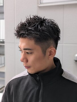 グロウ 博多店(growth) 博多メンズスパイキーショート