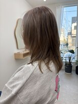 ロリ(Loli)&nbsp;セミロングヘア*レイヤーカット*顏周り*髪質改善*30代40代50代