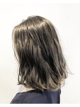 ハビット (habitt) 【habitt】ハイライトonアッシュグレージュ