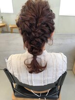 トキ(tokii) 「tokii」　結婚式二次会ヘアアレンジ　編みおろし