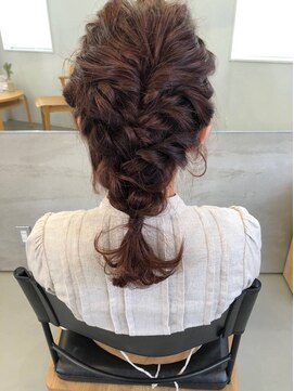 トキ(tokii) 「tokii」 結婚式二次会ヘアアレンジ 編みおろし