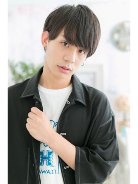 ミック ヘアアンドメイク アップ 駒込店(miq Hair&Make up) サイドパートショート斜めバングナチュラルアッシュa1