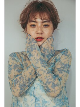 サングース(Sungoose) 外ハネボブセクションカラーグラデーションカラーペールベージュ