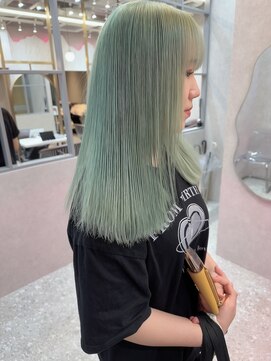 ロンド レア 天神大名店(Lond Le’a) ダブルカラーミルクティーベージュカラーブルーブラックブリーチ