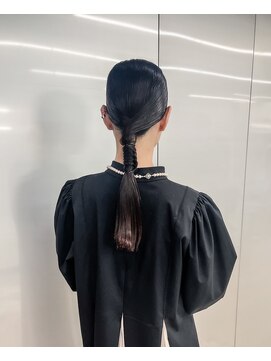 ノード(NODO) ローポニーのタイトアレンジ