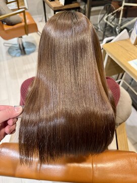 タスメット(+Met.) 髪質改善／縮毛矯正/白髪染め/美髪/艶髪/＋Met./30代 140代/50代