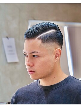ブランクバーバーショップ(BLANK BARBERSHOP) ハードパートスキンフェード【西宮 夙川 苦楽園】