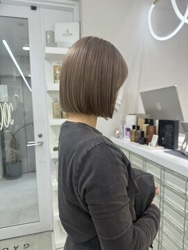 ガガ 心斎橋(GAGA) 韓国/ハイトーンカラー/ワンホンヘア/レイヤーカット/髪質改善