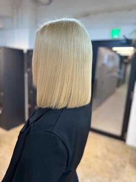 メリー オオサカ(Merly Osaka) American blond