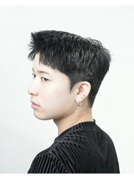 セリ(ceri) シースルーマッシュダウンパーマセンターパートシャドウパーマ