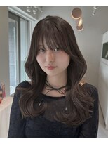 ムーム(Momb)&nbsp;小顔レイヤーカット