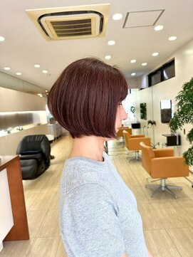 ディーコ(IDEEK) 春先取り暗くなりすぎない白髪染め/白髪ボカシ 大人ショートボブ