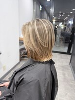 アンダーバーホワイト 広島 並木店(_WHITE)&nbsp;広島バレイヤージュ/ハイライト/ブリーチダブルカラー