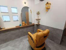 クルクルエム(KuruKuruM)の雰囲気（頭皮にこだわった商材を取り揃えております。<理容室>）