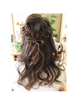 キキ 美容室(KIKI) お呼ばれアレンジ♪