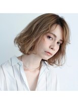 クーラ(Cura)&nbsp;透明感ベージュが可愛い○抜け感ニュアンスボブ○