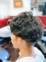 カルムンド バイ トコヘイ(CALMUNDO by TOKOHEI)&nbsp;【刈り上げマッシュ×スパイラルパーマ】