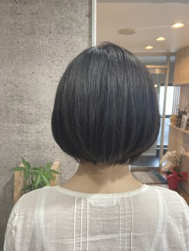 エルド(eld) 【乾かしただけでまとまる】丸みがかわいいボブ