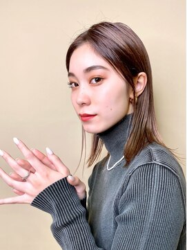 ピークアブー ワン(PEEK-A-BOO ONE) 外国人風ストレートヘア