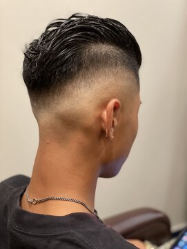 ヒロギンザバーバーショップ 新宿店(HIRO GINZA BARBER SHOP) スキンフェード&オールバック