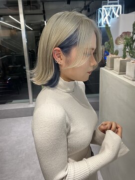 ファイブバイジエクト 堀江(FIVE by The Ect) インナーカラー×ホワイトベージュ×ブルーカラー☆1