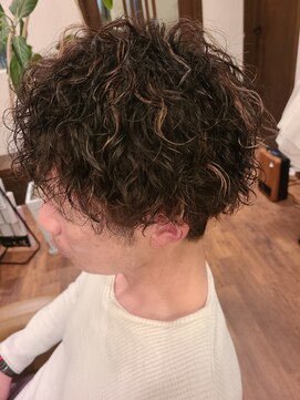 アンクールヘアー(un coeur hair) モテツイストパーマ