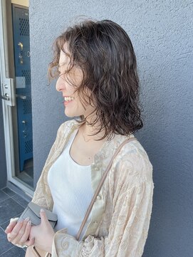 ナループロアボタン(Nalu pu loa BOTAN) レイヤーパーマ