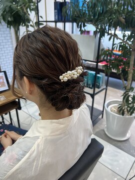 ハレル 戸塚(HAREru.) 【ゆうな】ふわもこアップアレンジ