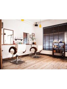 【賀茂駅徒歩9分/駐車場6台】大人男性に人気のマンツーマンのメンズ美容室＊男性特有のお悩みご相談下さい