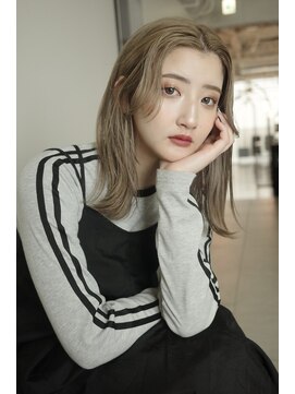 シーム 天神大名店(SEAM) セミロング　Recommended for  20s to 30s.