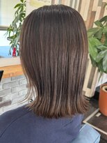 サロウィン 静岡 呉服町通り店(SALOWIN) 透明感カラー＋切りっぱなしロブ