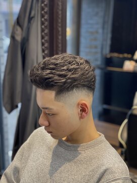 スレイ(SLAY) ポンパドール