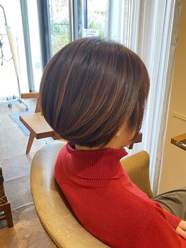 トリート 八千代緑が丘店(TREAT) スタイリッシュ ショートボブ×ハイライト_八千代緑が丘駅