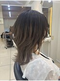 10代20代レイヤーカットコテ巻きスタイル