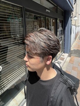 バレッタ(Barretta by neolive) フェザーパーマ/ニュアンスパーマ/センターパート/メンズカット