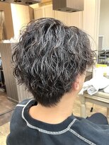 アルターリール(aL ter Rire)&nbsp;MEN’S HAIR/サーフカール/刈り上げセンターパート/中村