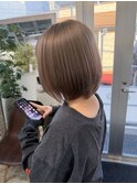 シアーグレージュ
