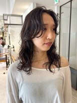 フィルムス ヨコハマ プラス(FILMS 横浜 +) セミロング/くびれレイヤー/髪質改善/顔周り/横浜+