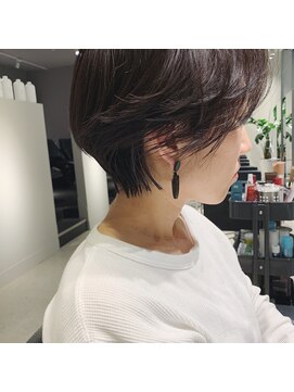ヘアーエスクールシーユー 枚方T-SITE店(hair S.COEUR×Cu) 【hair S.COEUR】もこっと丸いフォルムのショート