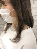 イヤリングホワイトベージュ