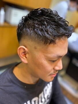 アズ 志村坂上店(A Z) 【男らしさ抜群！】スキンフェード×パーマ